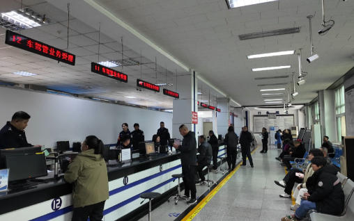 三河市“组合拳”出击筑牢秋冬季交通安全“防